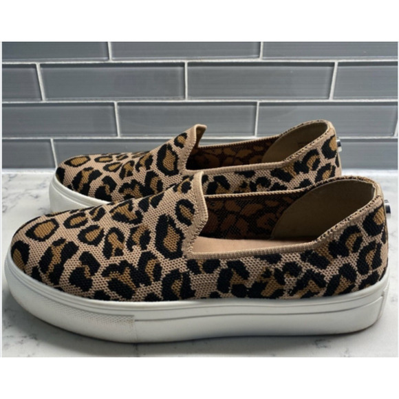 Steve Madden Mailer Leopard Print Slip on Shoe Size 8.5 Knit Top - Picture 1 of 7